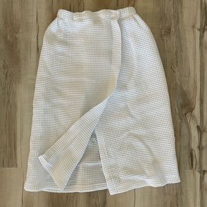 White waffle towel wrap - NWOT!